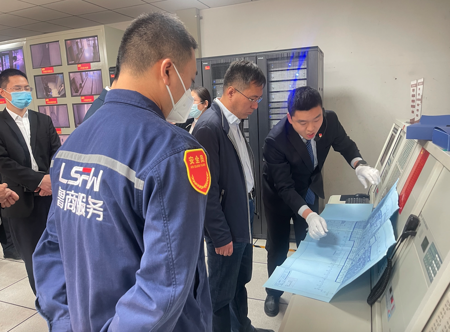 魯商服務黨委書記、董事(shì)長(cháng)王忠武一行 莅臨國(guó)奧城項目視察标杆項目精細化管理落位工作